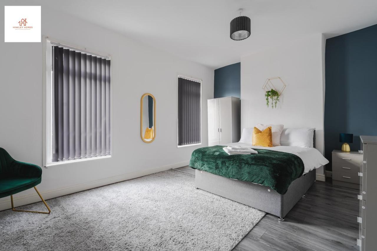 Immaculate 4 Bed In Liverpool By Hinkley Homes Short Lets & Serviced Accommodation Eksteriør billede