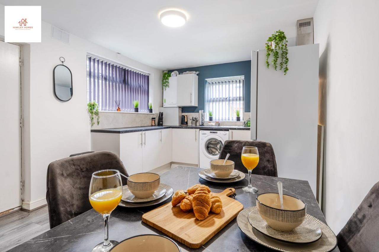 Immaculate 4 Bed In Liverpool By Hinkley Homes Short Lets & Serviced Accommodation Eksteriør billede
