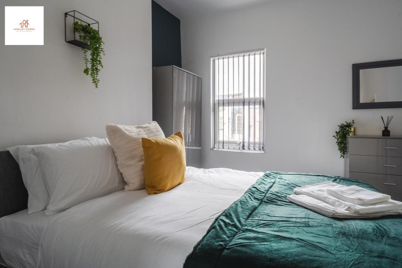 Immaculate 4 Bed In Liverpool By Hinkley Homes Short Lets & Serviced Accommodation Eksteriør billede